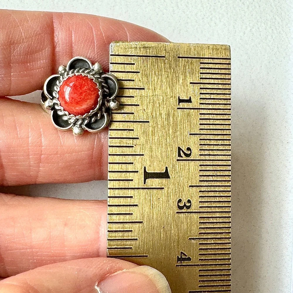 Navajo Flower Ring Red Spiny Oyster Sz 8 Sterling Silver Scalloped Native Amer